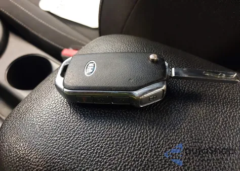 2021 Kia Forte Lxs z USA, uszkodzony, nr VIN 3KPF24AD4ME346353